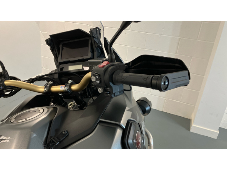 25MY Honda Africa Twin CRF1100 Adventure Sports Electric Suspension DCT Automatic